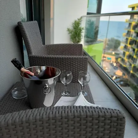 아파트 David's Apartament - Alezzi Beach