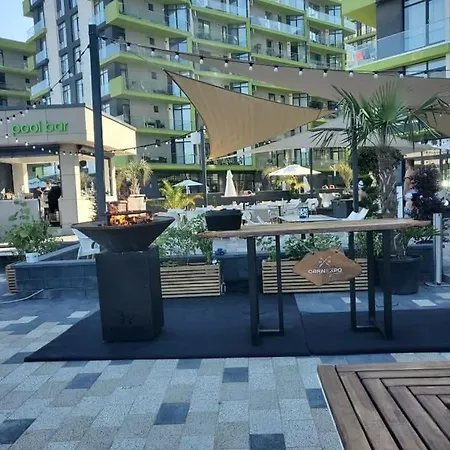David's Apartament - Alezzi Beach 아파트 Năvodari